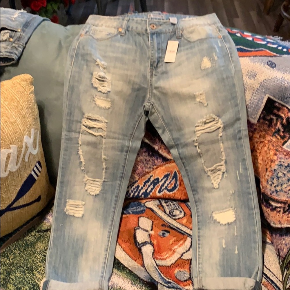 Rigid Girlfriend Lt Wash Jeans